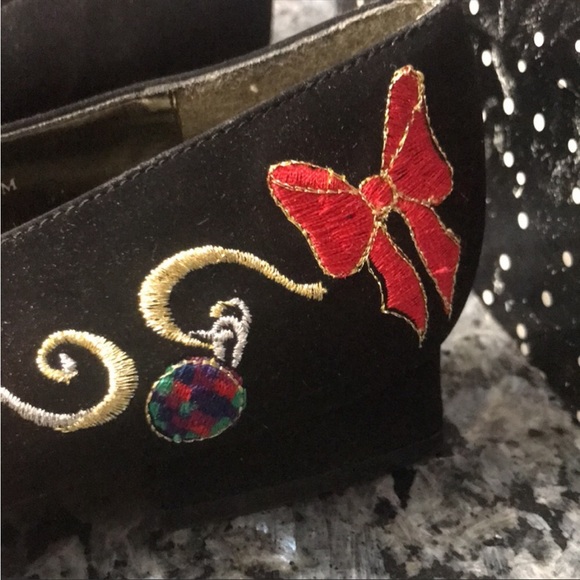 Embroidered Christmas dress shoes - Picture 7 of 13